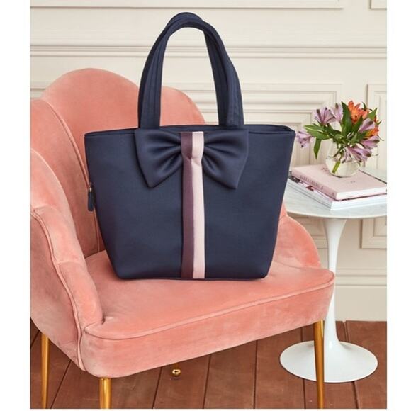 Stella & Dot Bags Stella & Dot Crush It Bow Navy Blue Tote Top Zip & Side Zipper - Picture 1 of 16
